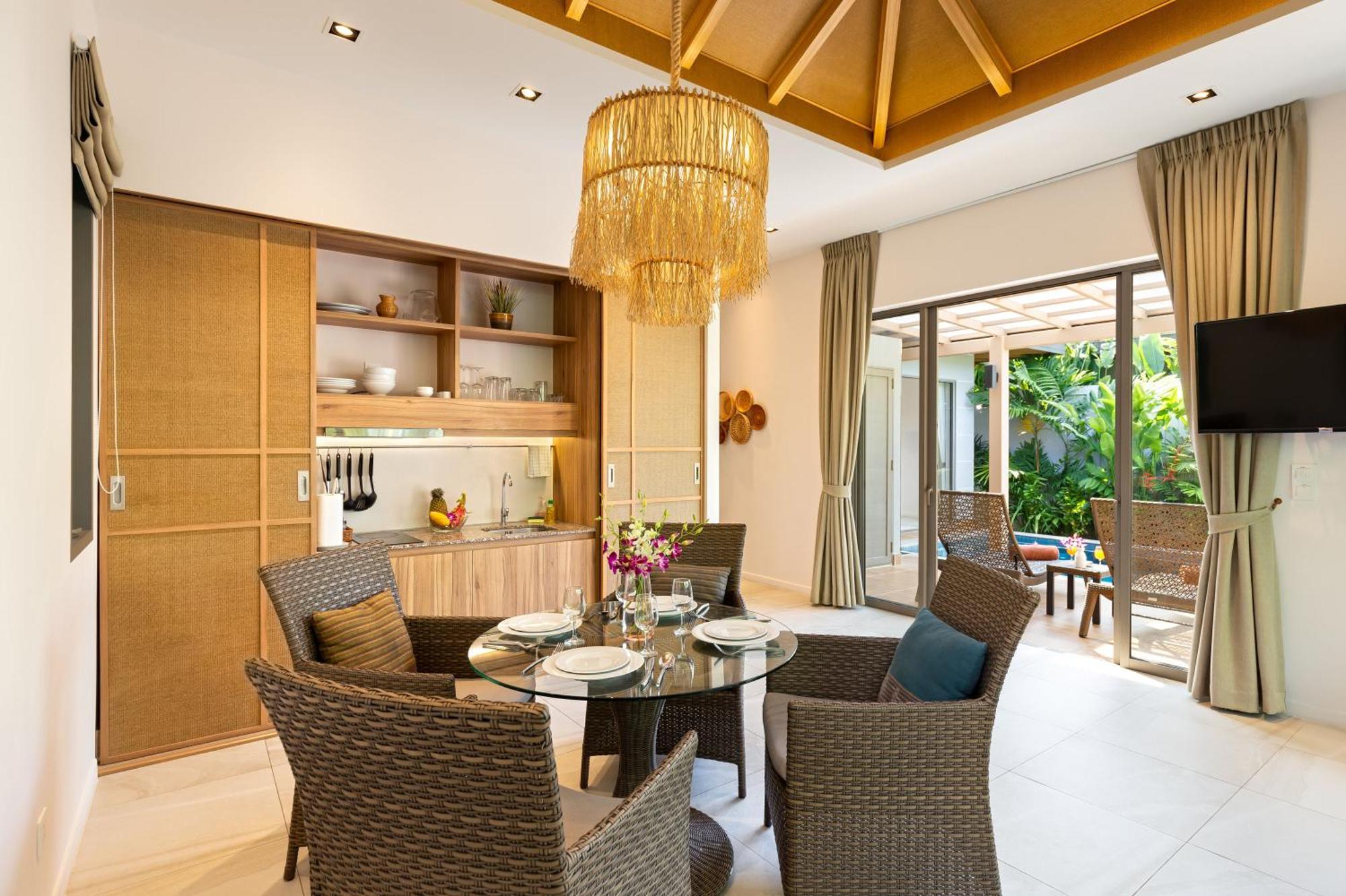 Private Resort Boutique Villa Dalaa 5 With Eco Pool, Near หาดกมลา ภายนอก รูปภาพ